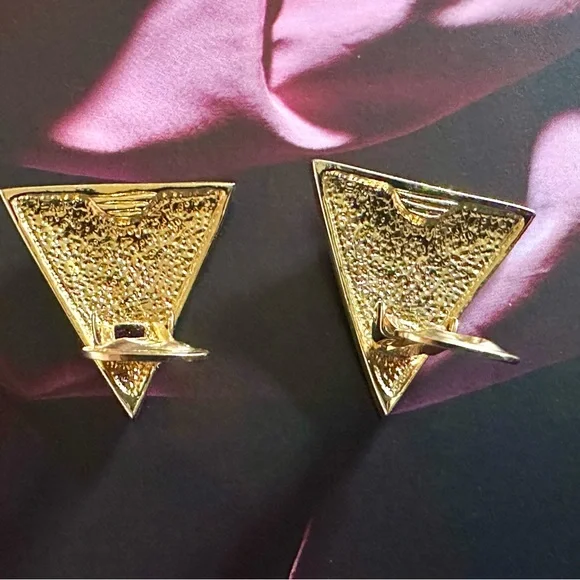 1990s Vintage Gold Tone Triangular Clip On Earrings with Clear Crystal Accents - Picture 11 of 11